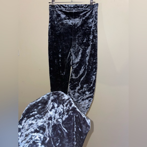 Topshop Crushed Velvet Flare Pants - High Waisted - Size 4 - Picture 3 of 4